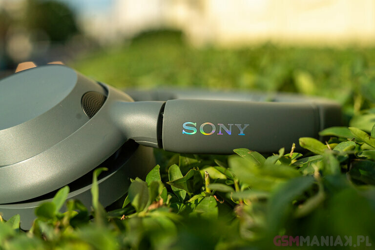 Sony ULT Wear