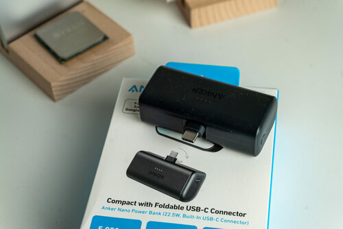 Anker Nano