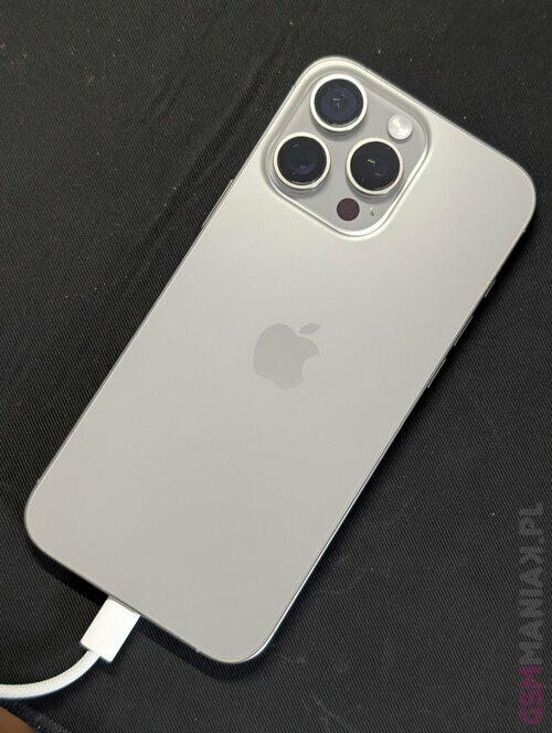 Apple iPhone 16 Pro Max