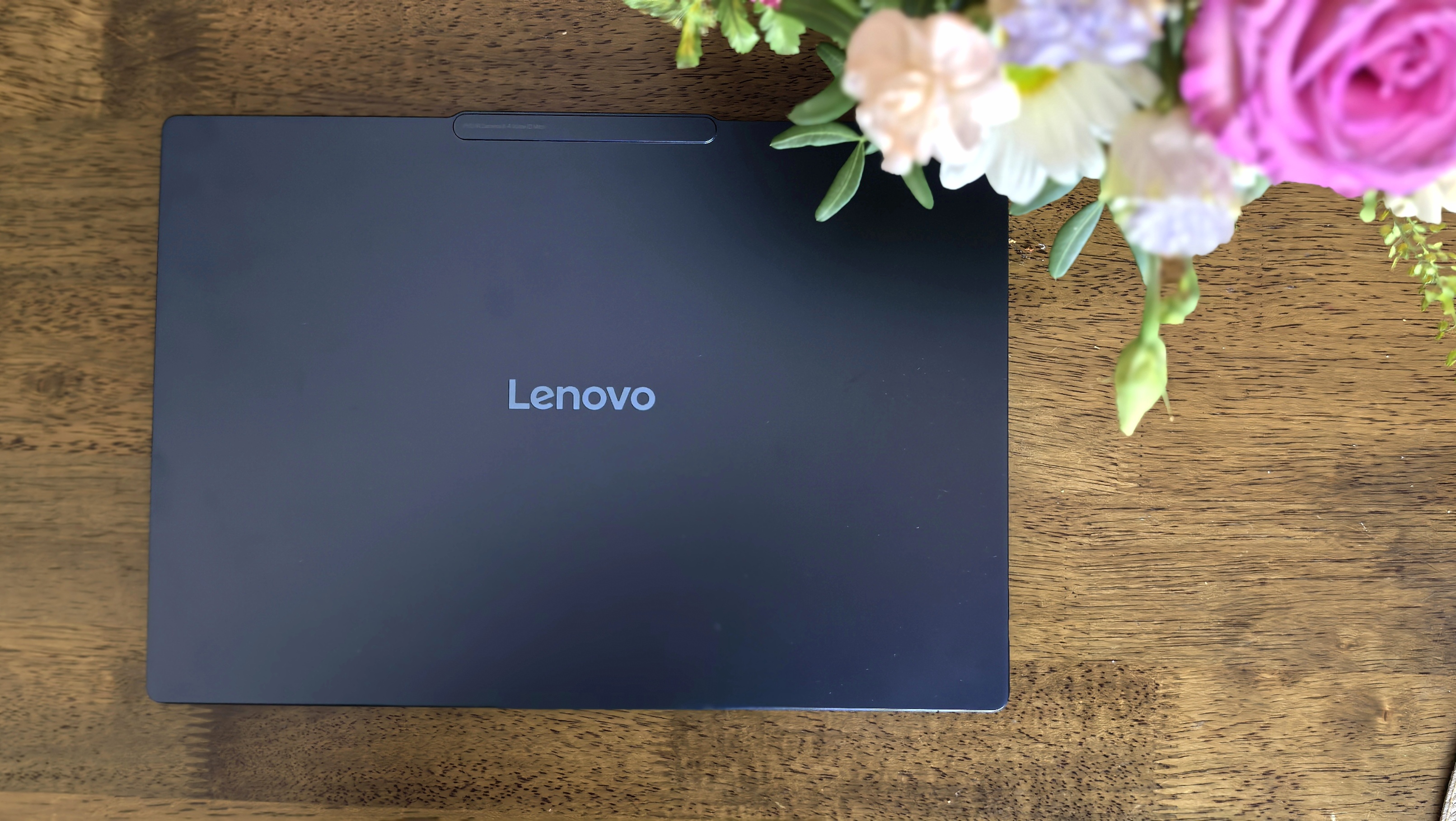 Lekki jak piórko, smukły jak brzytwa, mocny jak byk. Recenzja Lenovo Yoga Slim 7x